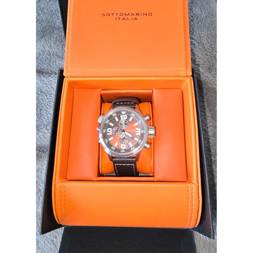 Sottomarino Italia Men Chronograph Brown Dial Leather Strap Watch SM70081-C